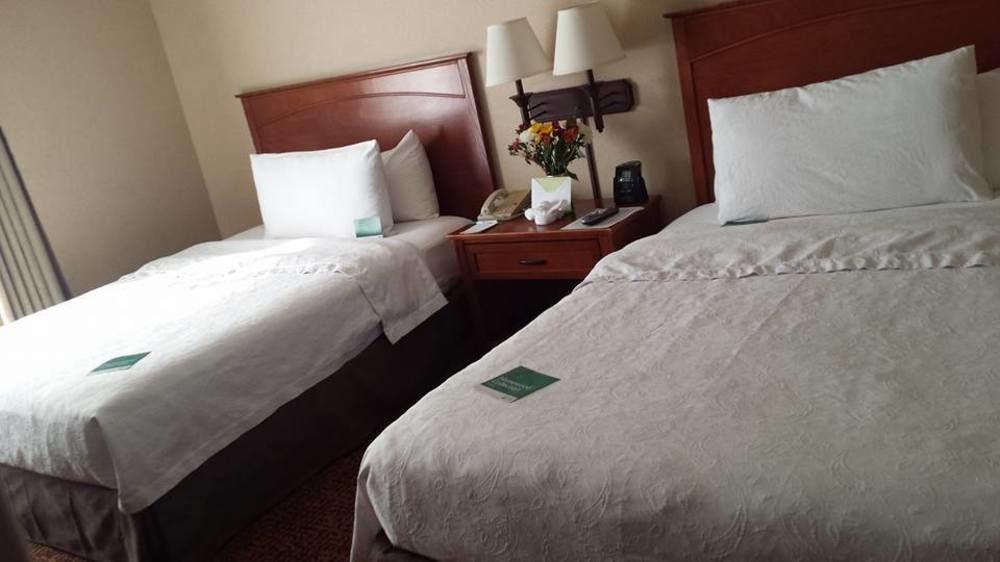 โฮมวู้ด สวีท บาย ฮิลตัน แอลบูเคอร์คี เจอร์นัล เซ็นเตอร์ Hotel ภายนอก รูปภาพ