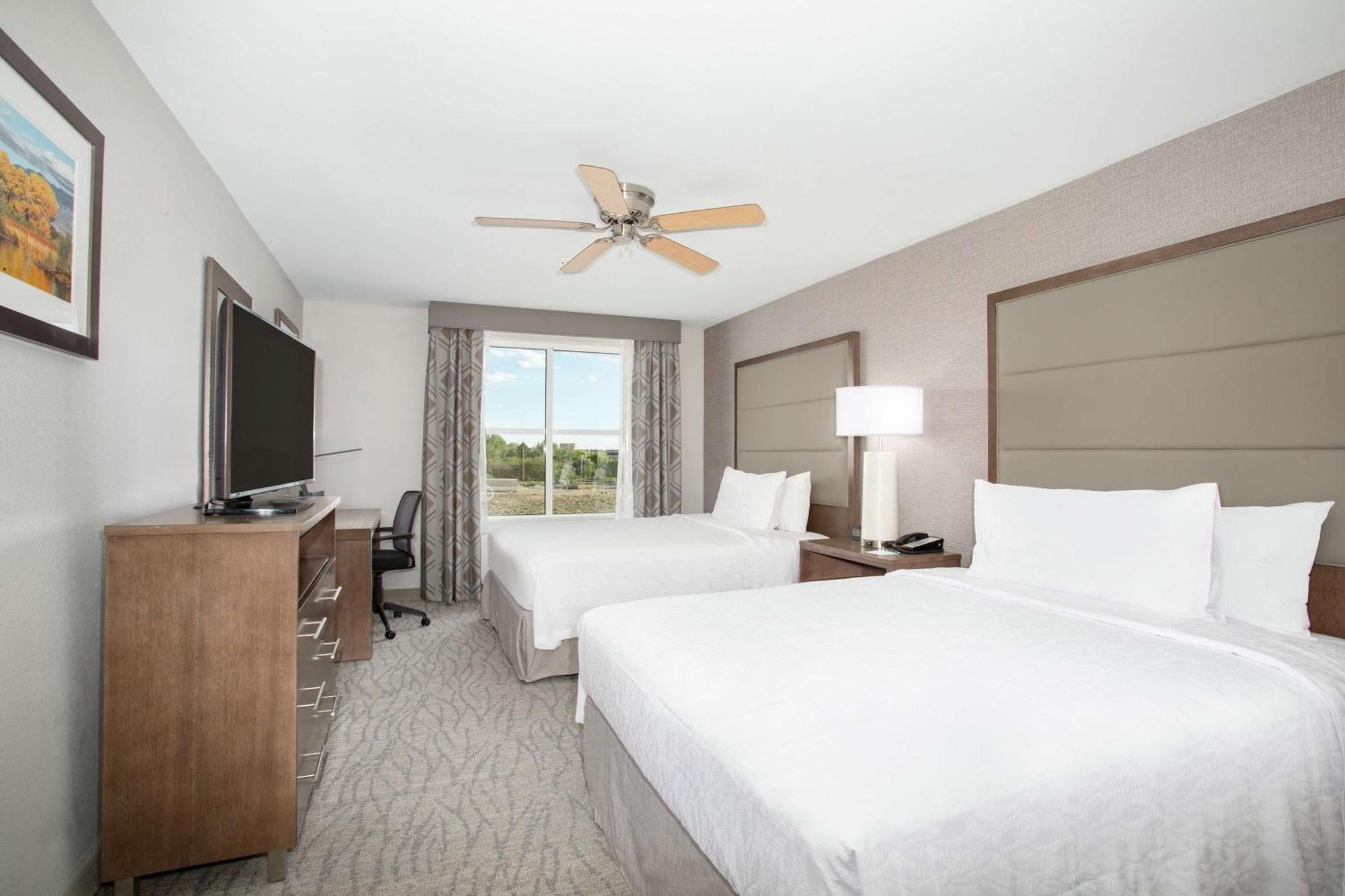 โฮมวู้ด สวีท บาย ฮิลตัน แอลบูเคอร์คี เจอร์นัล เซ็นเตอร์ Hotel ภายนอก รูปภาพ
